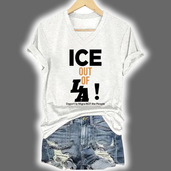 V Neck Retro Abolish ICE Print T Shirt 3