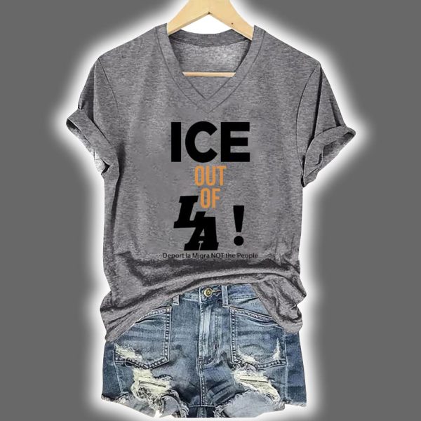V Neck Retro Abolish ICE Print T Shirt 4
